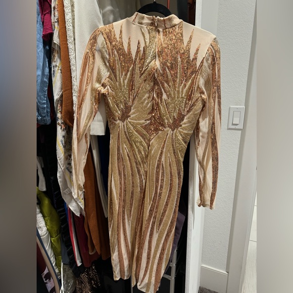 Sequin dress 👗 - Picture 3 of 4
